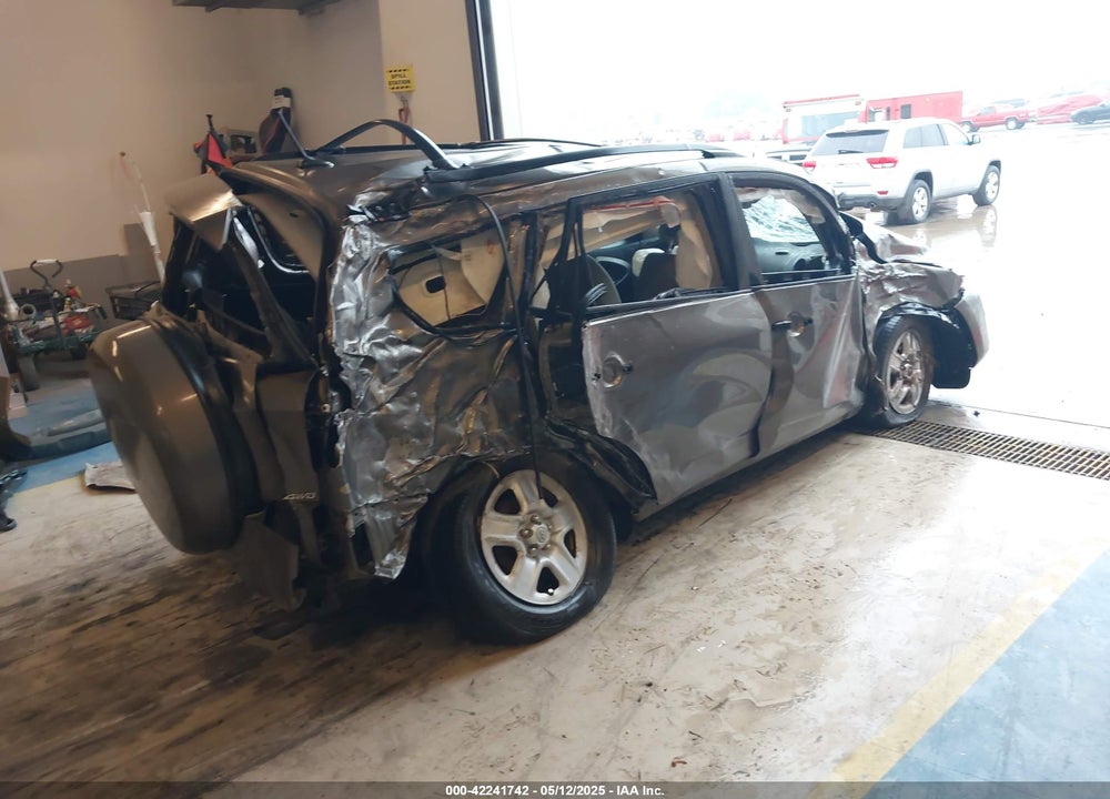 2011 TOYOTA RAV4 VIN: 2T3BF4DV1BW122370