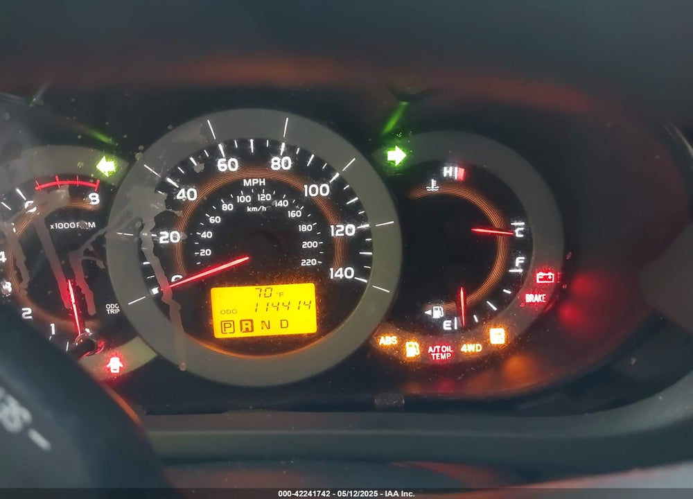2011 TOYOTA RAV4 VIN: 2T3BF4DV1BW122370