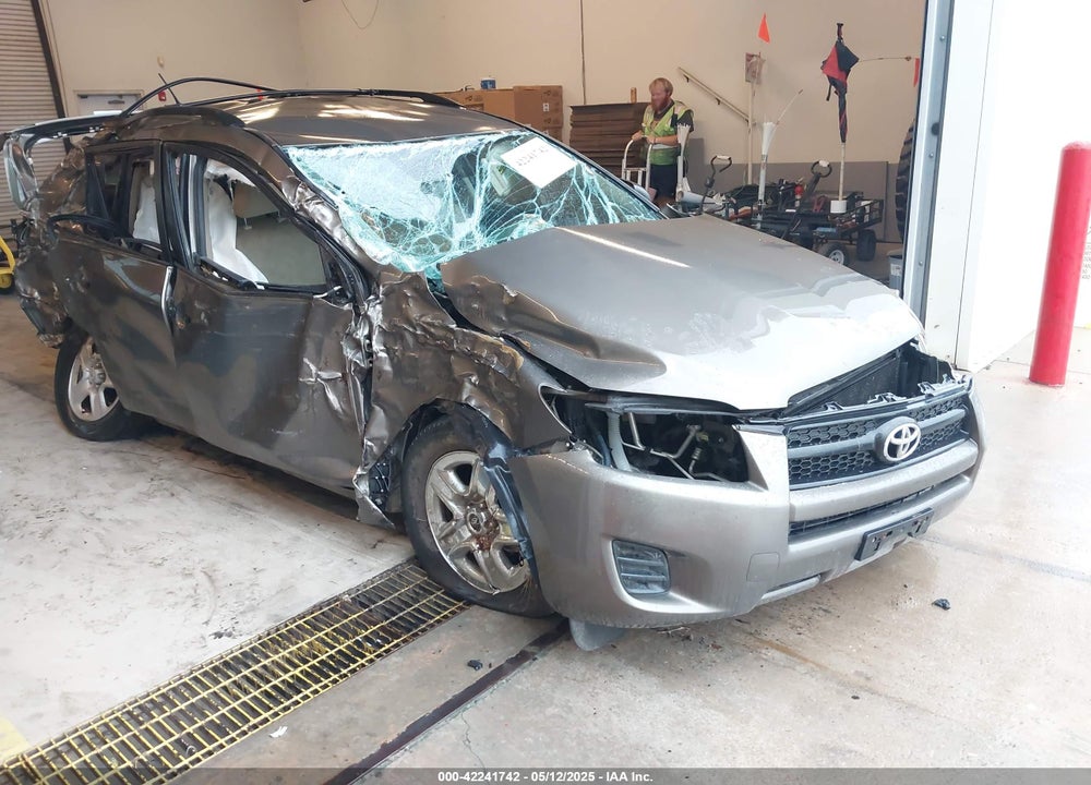 2011 TOYOTA RAV4 VIN: 2T3BF4DV1BW122370