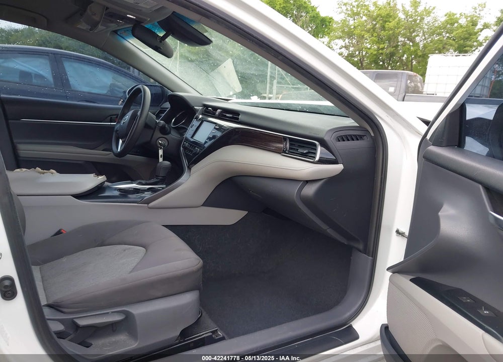 2019 TOYOTA CAMRY VIN: 4T1B11HK4KU765320