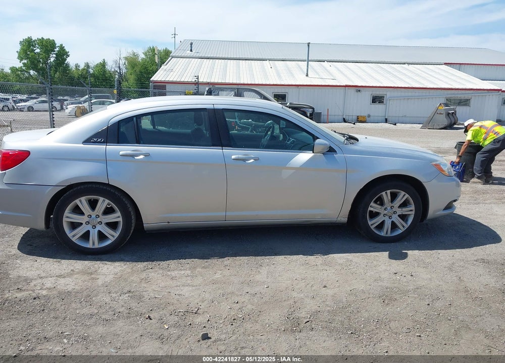 2012 CHRYSLER 200 TOURING VIN: 1C3CCBBB9CN176992