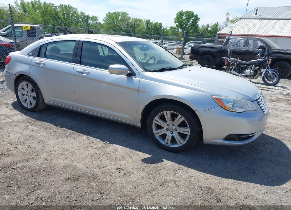 2012 CHRYSLER 200 TOURING VIN: 1C3CCBBB9CN176992