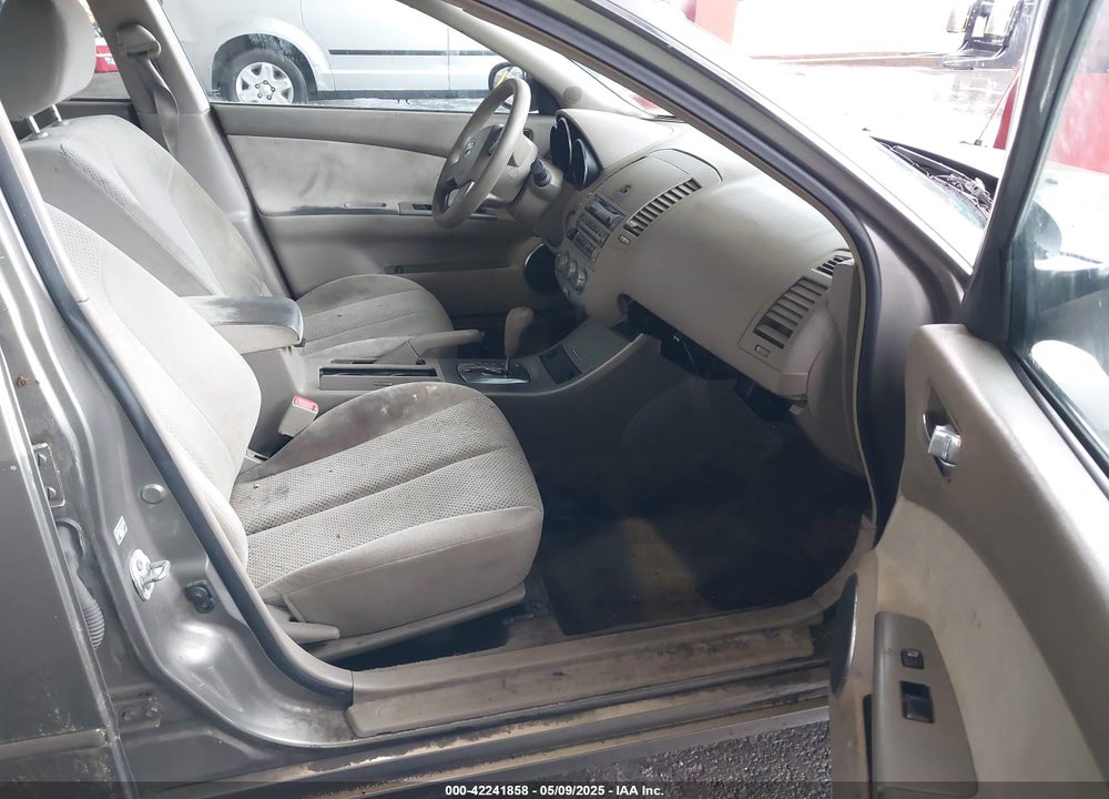 2005 NISSAN ALTIMA 2.5 S VIN: 1N4AL11D45N930647