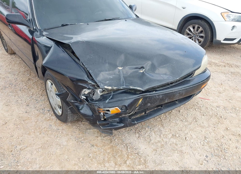 1996 TOYOTA CAMRY LE VIN: 4T1EF12K9TU117514