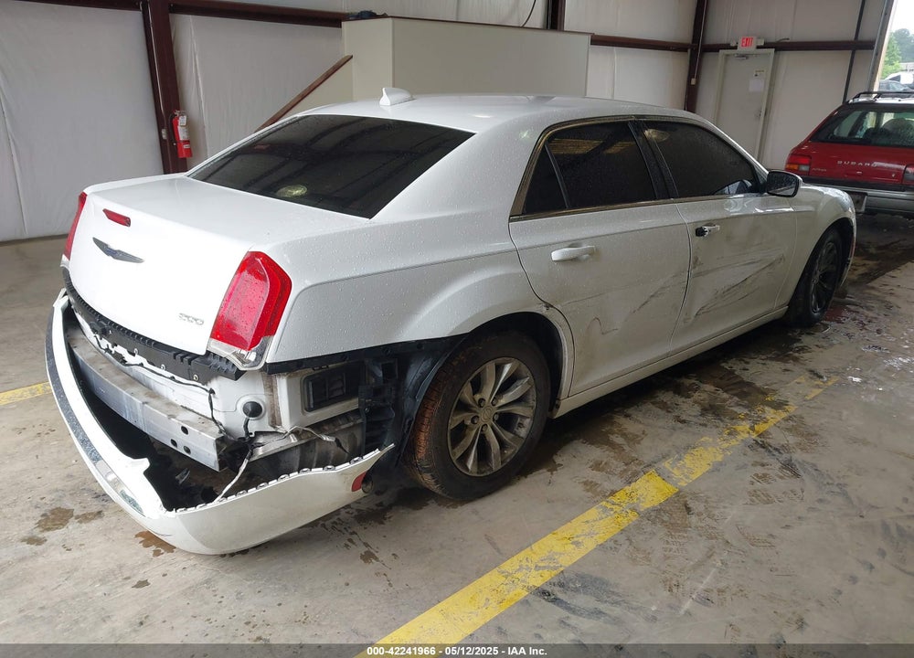 2015 CHRYSLER 300 LIMITED VIN: 2C3CCAAG4FH904240
