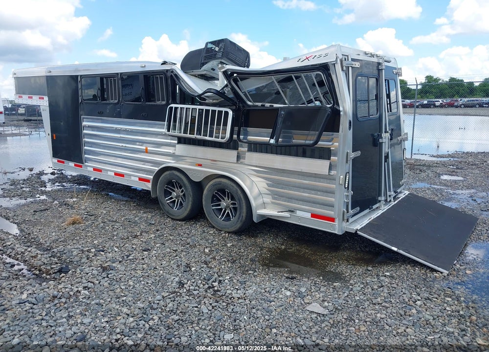 2018 EXXISS ALUMINUM TRAILERS HORSE TRAILER VIN: 4LABS2020J5068993