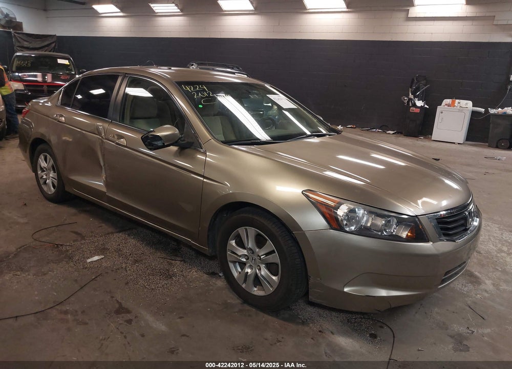2008 HONDA ACCORD VIN: 1HGCP26398A120859