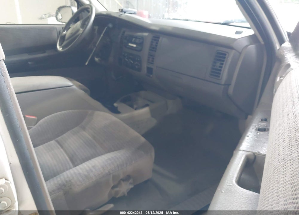 2002 DODGE DURANGO SLT VIN: 1B4HR48N72F144237