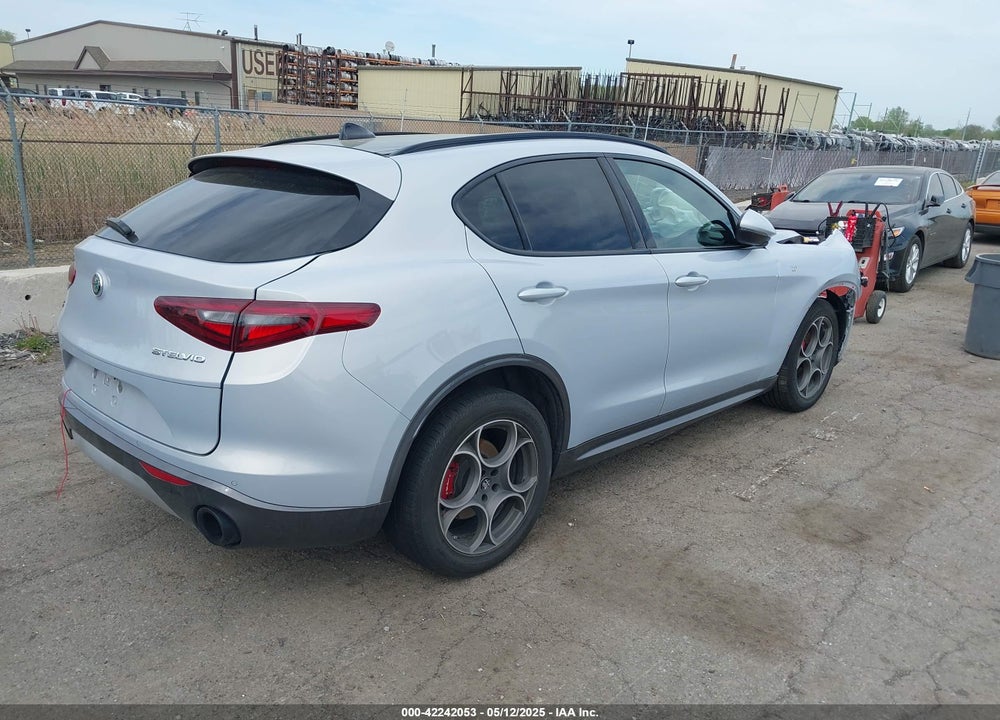 2023 ALFA ROMEO STELVIO TI AWD VIN: ZASPAKBN6P7D57689