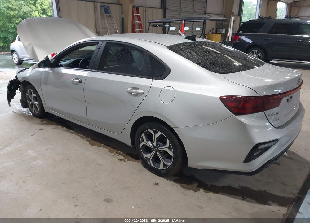 2021 KIA FORTE LXS VIN: 3KPF24AD6ME326363