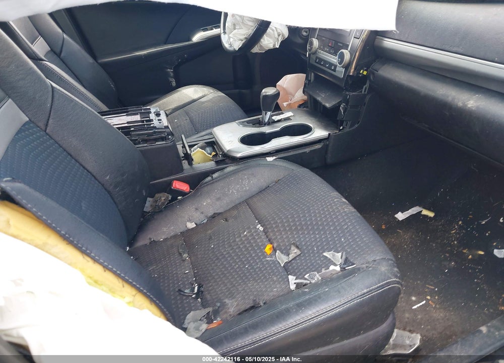 2014 TOYOTA CAMRY SE VIN: 4T1BF1FK0EU363738