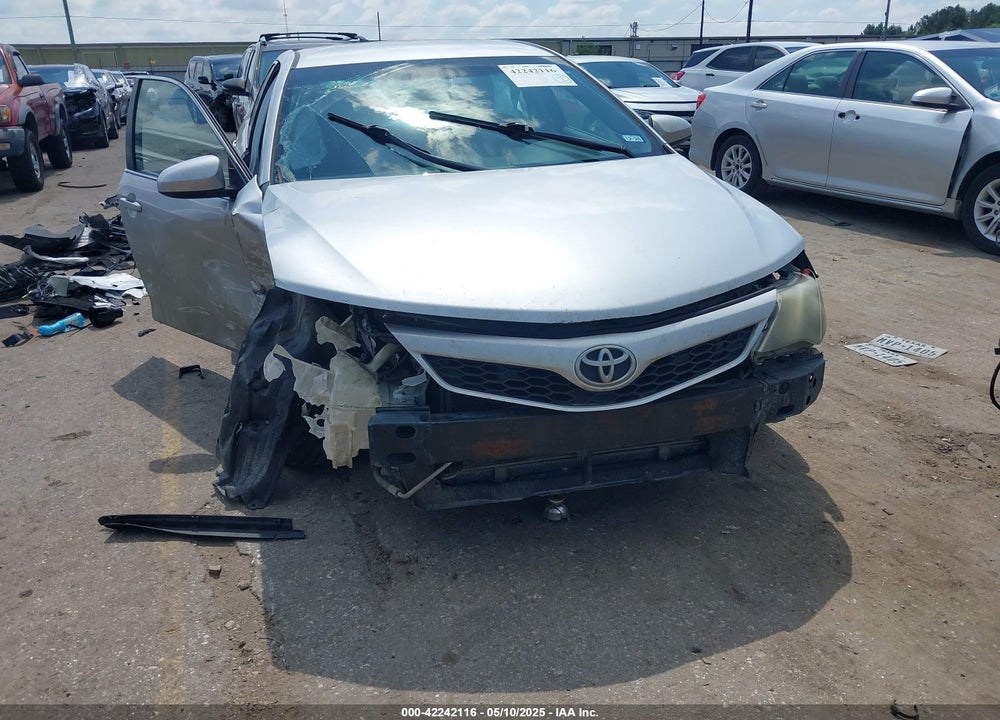 2014 TOYOTA CAMRY SE VIN: 4T1BF1FK0EU363738