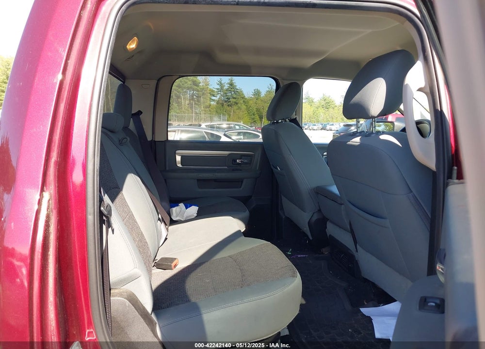 2019 RAM 1500 CLASSIC VIN: 1C6RR7TT8KS606267