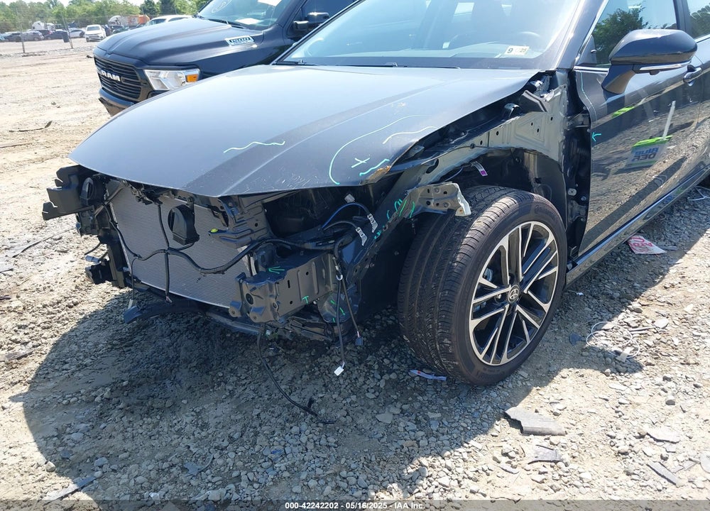 2025 TOYOTA CAMRY VIN: 4T1DBADK2SU509561