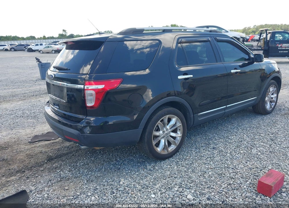 2011 FORD EXPLORER XLT VIN: 1FMHK7D88BGA82345