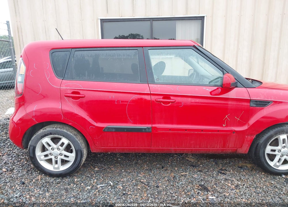 2011 KIA SOUL VIN: KNDJT2A28B7215711