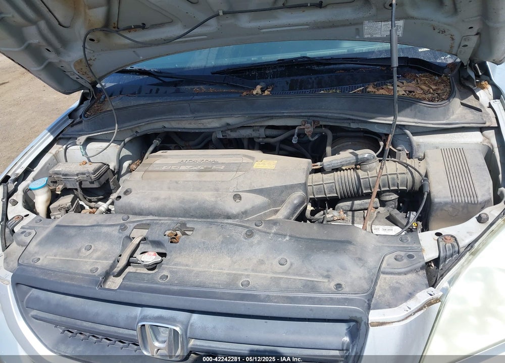 2004 HONDA PILOT EX VIN: 2HKYF18434H613012