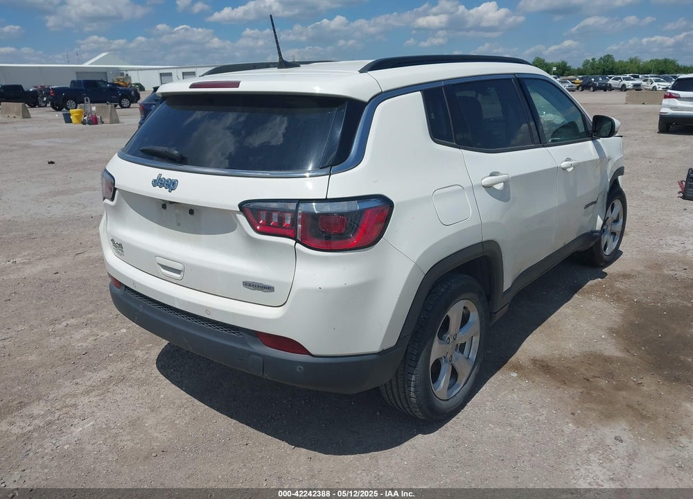 2018 JEEP COMPASS LATITUDE 4X4 VIN: 3C4NJDBB0JT333537