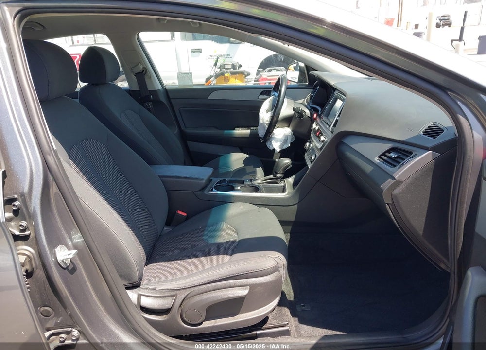 2019 HYUNDAI SONATA VIN: 5NPE34AF6KH815722