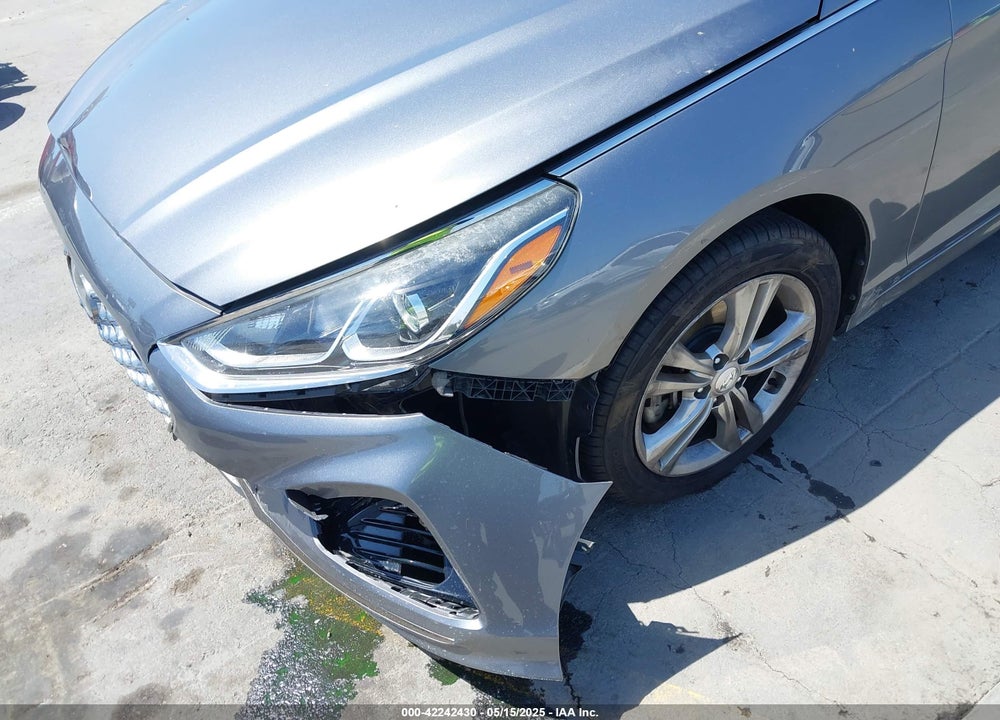 2019 HYUNDAI SONATA VIN: 5NPE34AF6KH815722