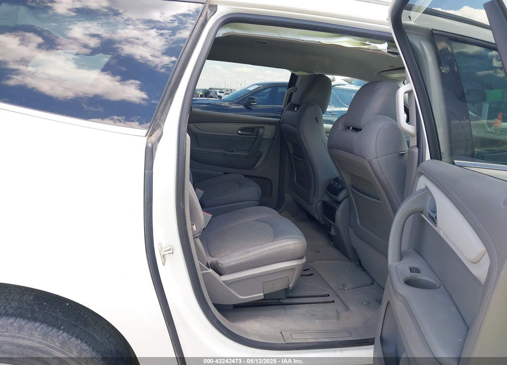 2014 CHEVROLET TRAVERSE 1LT VIN: 1GNKRGKDXEJ139262