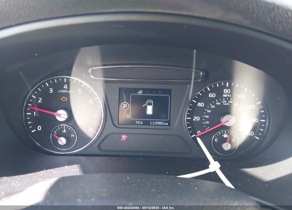 2016 KIA SORENTO 3.3L EX VIN: 5XYPHDA54GG087396