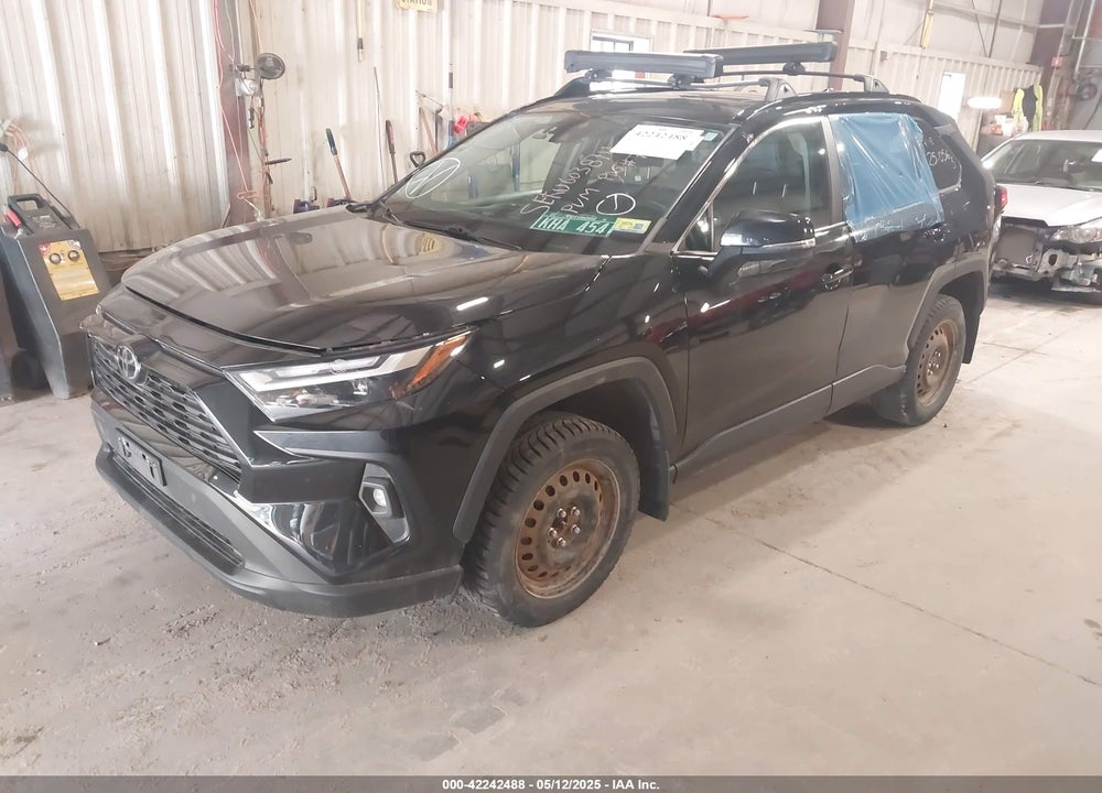 2022 TOYOTA RAV4 XLE PREMIUM VIN: 2T3A1RFV1NW311285