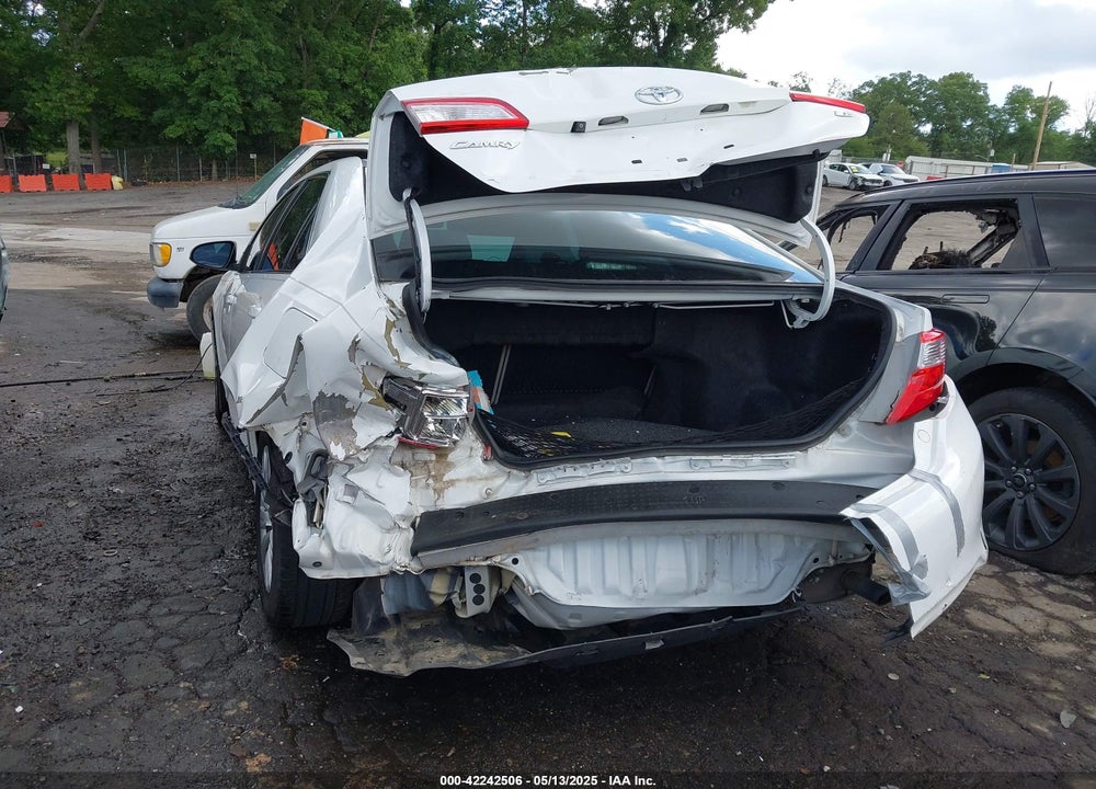 2014 TOYOTA CAMRY LE VIN: 4T4BF1FK8ER393270