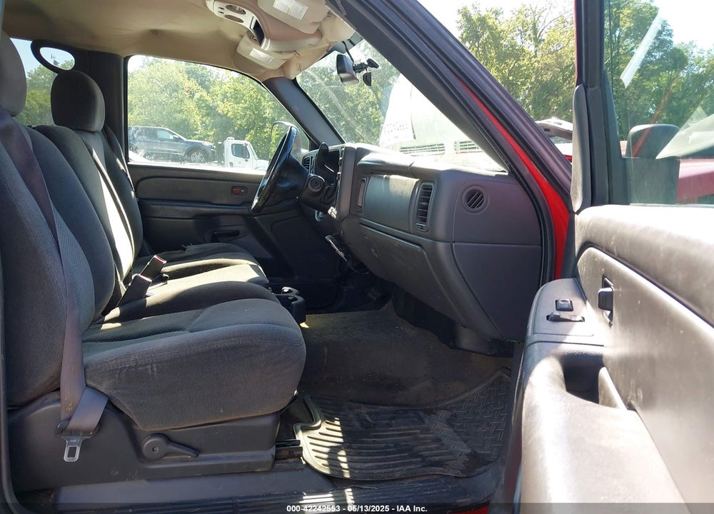 2006 CHEVROLET SILVERADO 2500HD VIN: 1GCHK23216F101043