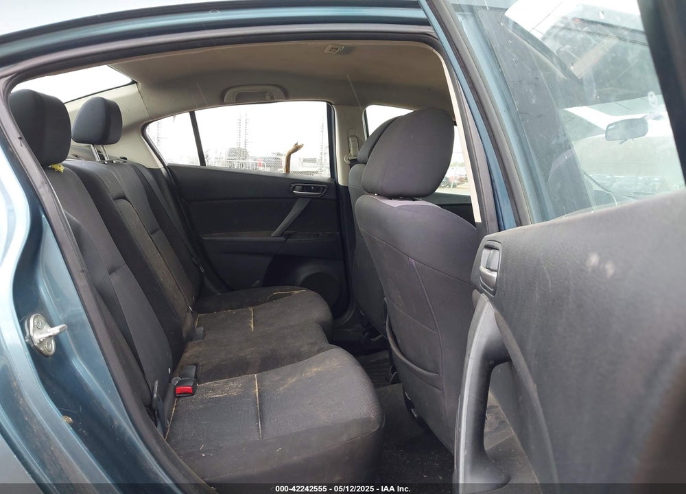 2010 MAZDA MAZDA3 VIN: JM1BL1SF2A1235227