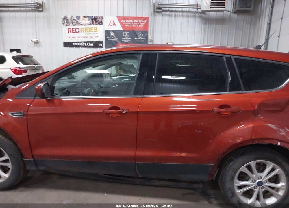 2019 FORD ESCAPE VIN: 1FMCU9GD8KUB27830