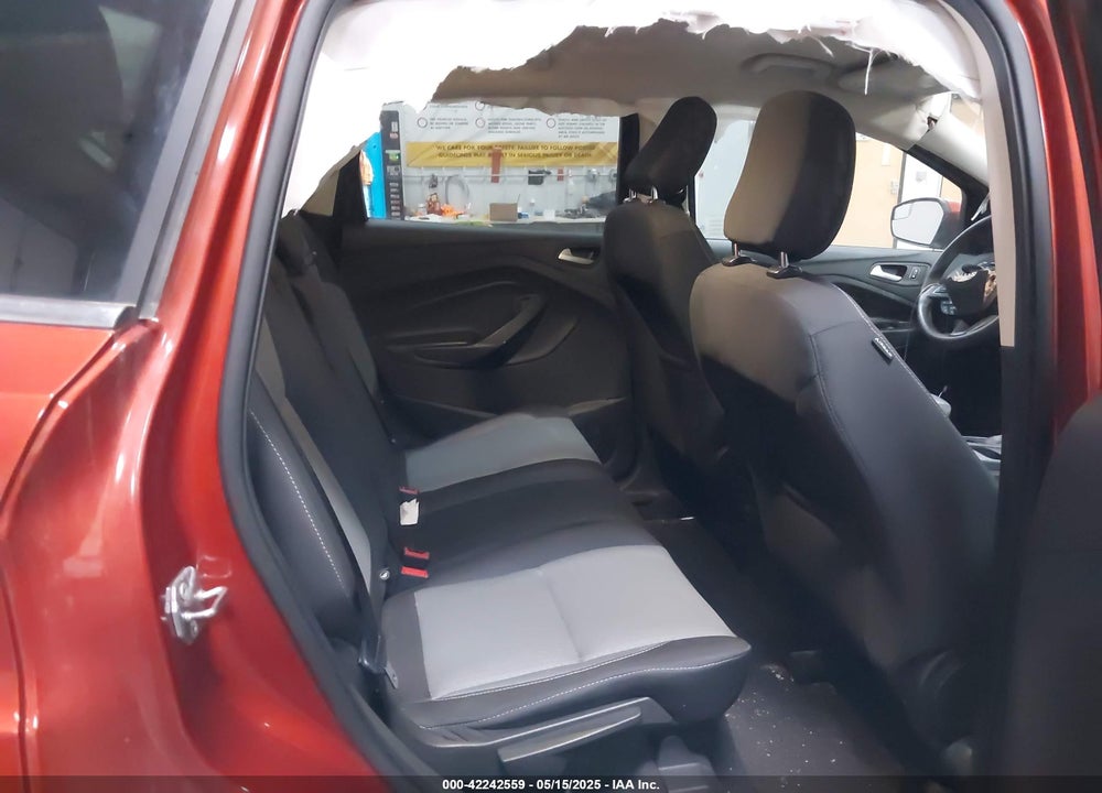 2019 FORD ESCAPE VIN: 1FMCU9GD8KUB27830