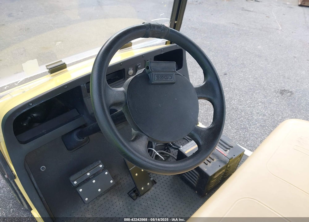 2003 EZ GO GOLF CART VIN: 2108170