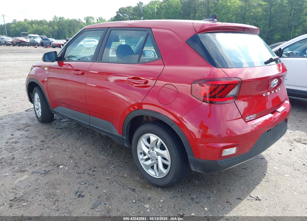 2021 HYUNDAI VENUE VIN: KMHRB8A31MU065989