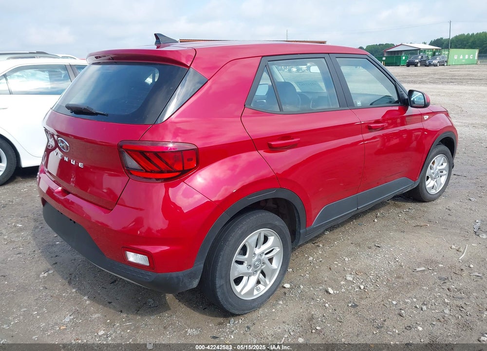 2021 HYUNDAI VENUE VIN: KMHRB8A31MU065989