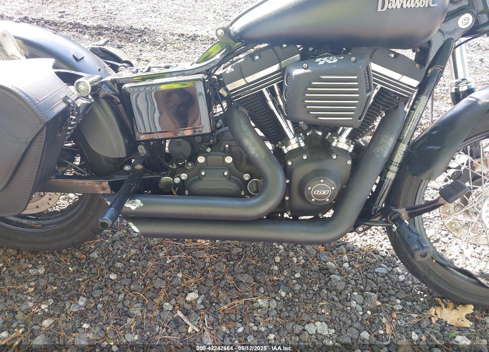 2017 HARLEY-DAVIDSON FXDB DYNA STREET BOB VIN: 1HD1GXM11HC318911