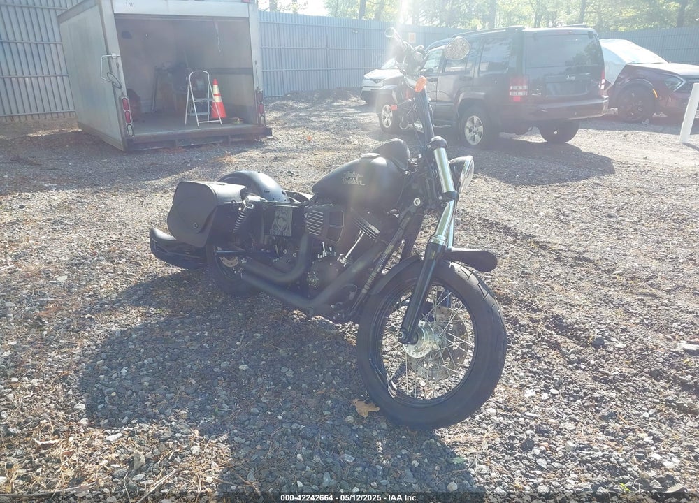 2017 HARLEY-DAVIDSON FXDB DYNA STREET BOB VIN: 1HD1GXM11HC318911