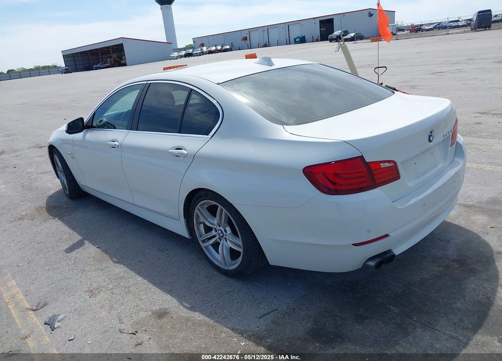 2012 BMW 528I XDRIVE VIN: WBAXH5C51CDW04081