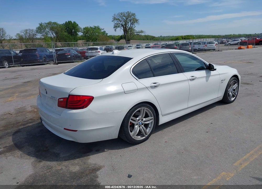 2012 BMW 528I XDRIVE VIN: WBAXH5C51CDW04081