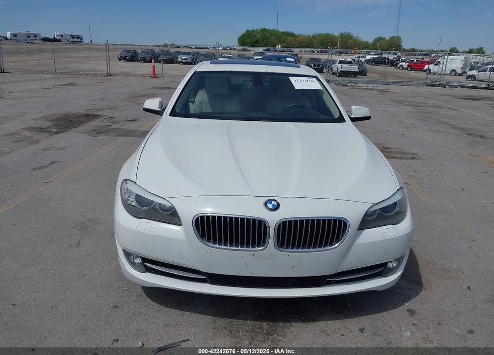 2012 BMW 528I XDRIVE VIN: WBAXH5C51CDW04081