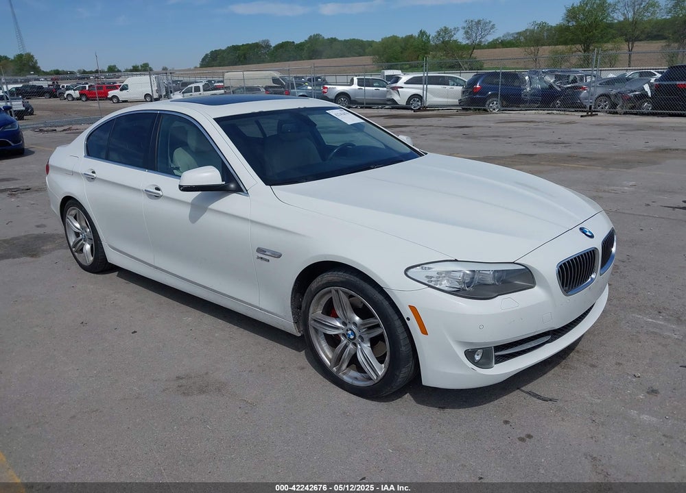 2012 BMW 528I XDRIVE VIN: WBAXH5C51CDW04081