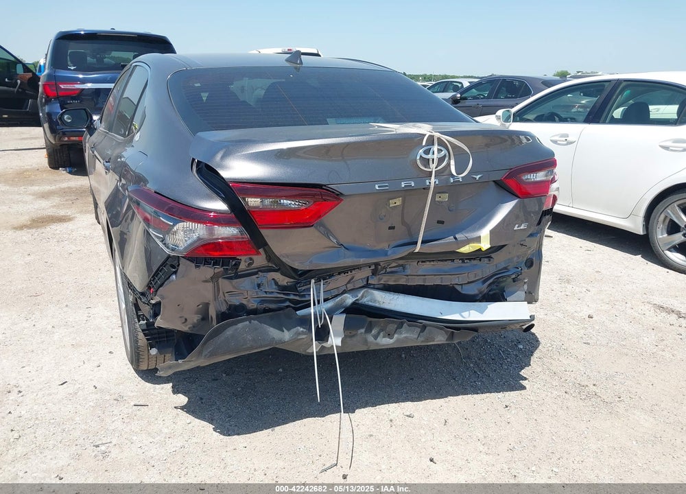 2021 TOYOTA CAMRY VIN: 4T1C11AK3MU526276