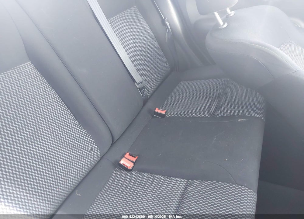 2015 NISSAN JUKE VIN: JN8AF5MV6FT563197