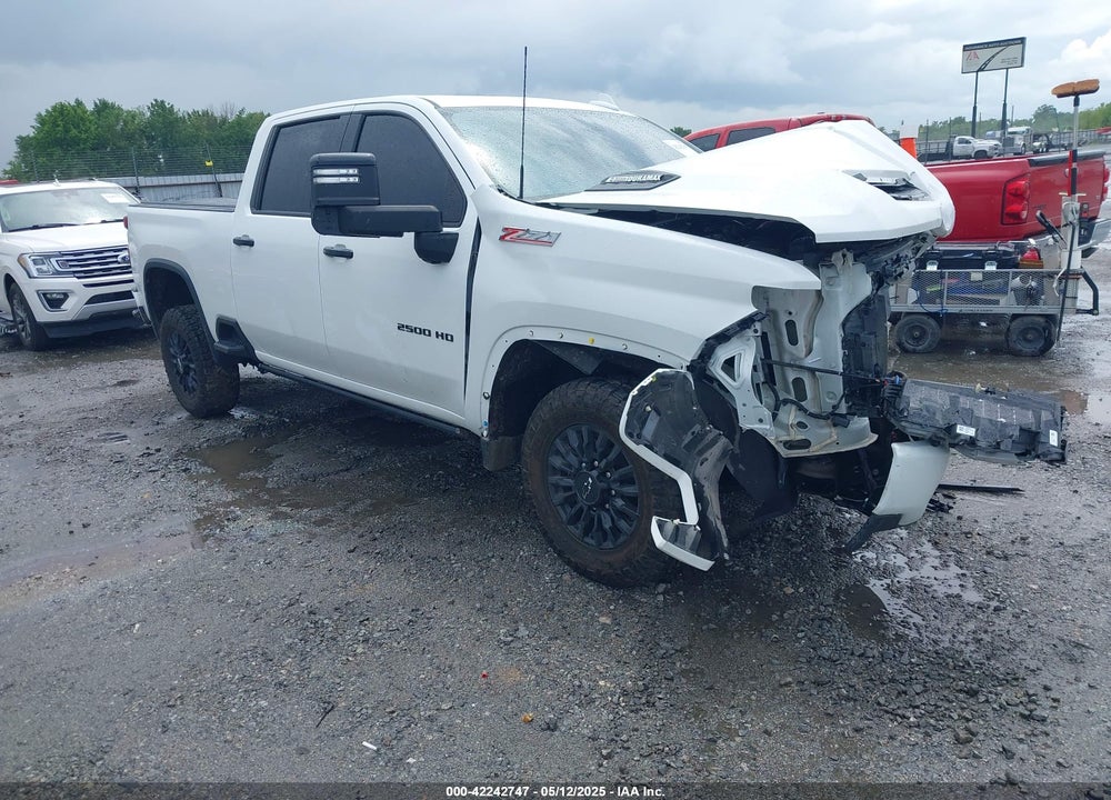 2021 CHEVROLET SILVERADO 2500HD 4WD STANDARD BED LTZ VIN: 1GC4YPEY3MF239790