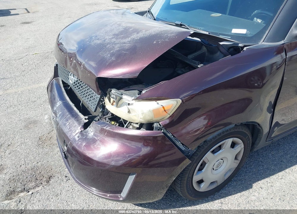 2010 SCION XB VIN: JTLZE4FE0A1104667
