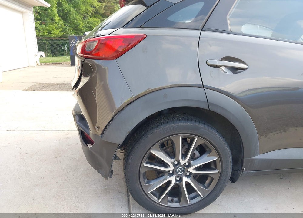 2017 MAZDA CX-3 VIN: JM1DKFC71H0162710