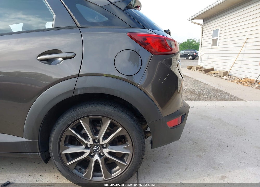2017 MAZDA CX-3 VIN: JM1DKFC71H0162710