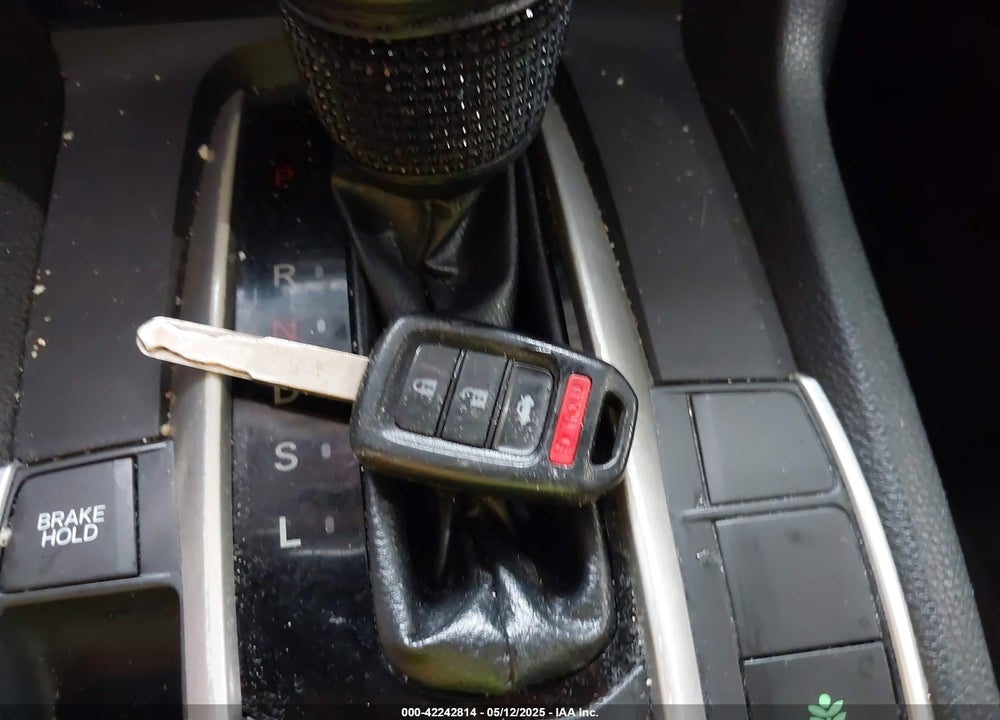 2020 HONDA CIVIC VIN: 2HGFC2F68LH600470