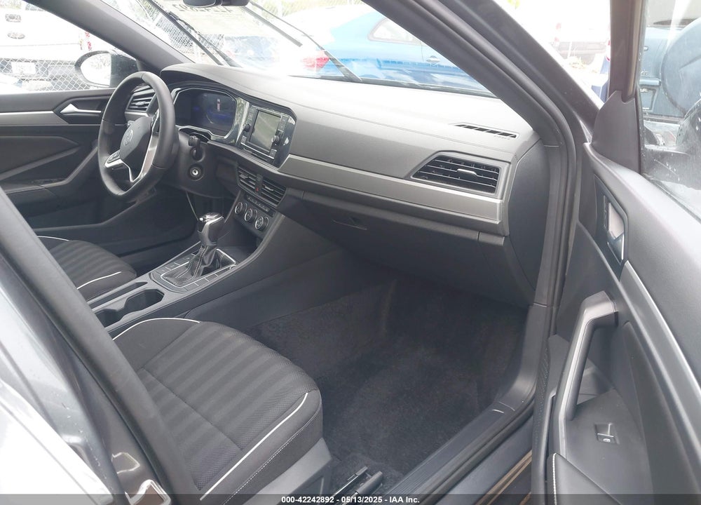2024 VOLKSWAGEN JETTA VIN: 3VWBM7BUXRM034024