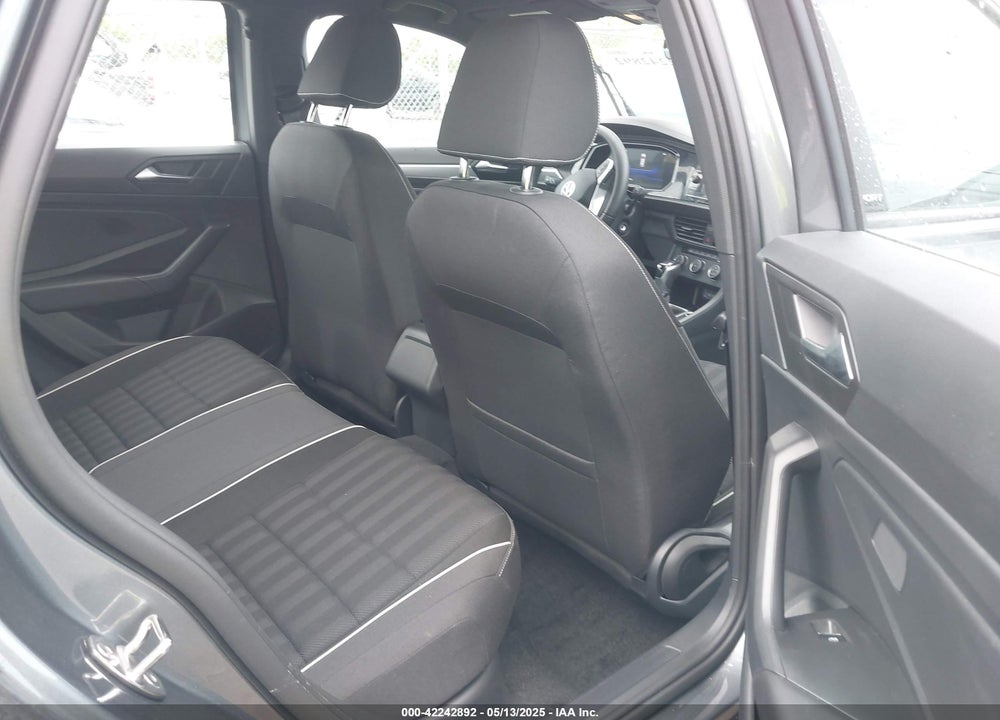 2024 VOLKSWAGEN JETTA VIN: 3VWBM7BUXRM034024